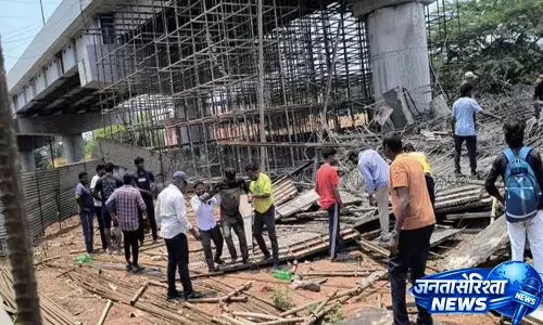 Gajuwaka के पास निर्माणाधीन रेलवे पुल का स्लैब ढह गया; सात घायल