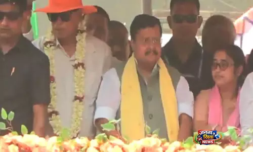 पश्चिम बंगाल चुनावों के अंतिम चरण से पहले, BJP नेता नितिन नवीन ने नदिया में किया भव्य रोडशो पश्चिम बंगाल चुनावों के अंतिम चरण से पहले, BJP नेता नितिन नवीन ने नदिया में किया भव्य रोडशो