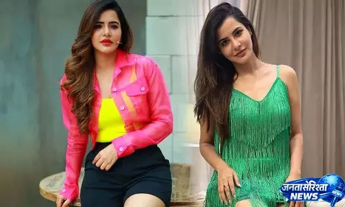 Bigg Boss Star आशु रेड्डी पर धोखाधड़ी के आरोप; हैदराबाद में केस दर्ज