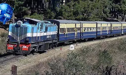 समिति ने PM को लिखा पत्र, सेवाएं बहाल करने की मांग समिति ने PM को लिखा पत्र, सेवाएं बहाल करने की मांग