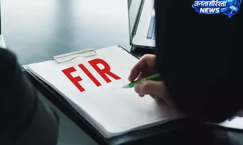 रायपुर में दिनदहाड़े युवक से मोबाइल की लूट, FIR दर्ज रायपुर में दिनदहाड़े युवक से मोबाइल की लूट, FIR दर्ज