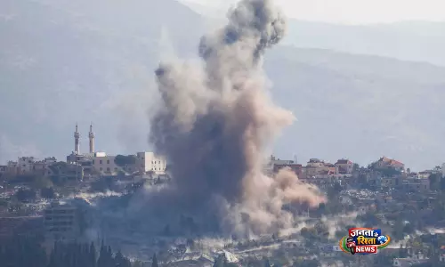 युद्धविराम विस्तार के बीच, Israel ने लेबनान के खियाम और योहमोर अल-शकीफ़ में नया हमला किया युद्धविराम विस्तार के बीच, Israel ने लेबनान के खियाम और योहमोर अल-शकीफ़ में नया हमला किया