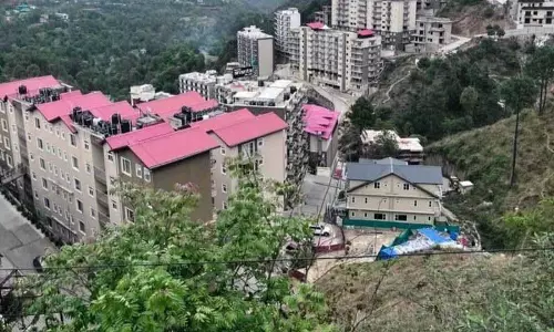 Solan DC ने चेस्टर हिल्स भूमि विवाद पर जानकारी जुटाने के निर्देश दिए