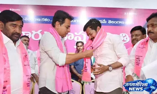 ऑल इंडिया Forward Bloc Party के नेता पिल्लुटला रघु बीआरएस में शामिल हुए ऑल इंडिया Forward Bloc Party के नेता पिल्लुटला रघु बीआरएस में शामिल हुए