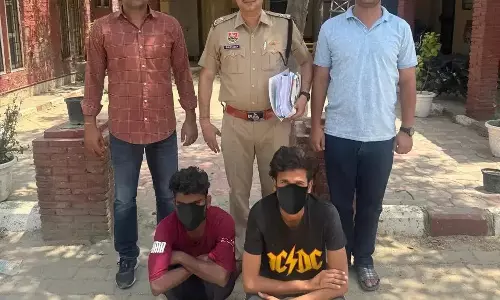 Faridabad: ज्यादा मुनाफे का झांसा देकर लगाई चपत, दो बदमाश दबोचे गए Faridabad: ज्यादा मुनाफे का झांसा देकर लगाई चपत, दो बदमाश दबोचे गए