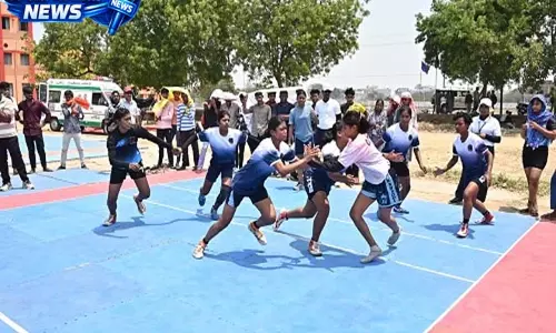 युवा फेस्ट में ज्ञान, नवाचार और अवसरों का संगम, स्टॉलों पर उमड़ा युवाओं का उत्साह युवा फेस्ट में ज्ञान, नवाचार और अवसरों का संगम, स्टॉलों पर उमड़ा युवाओं का उत्साह