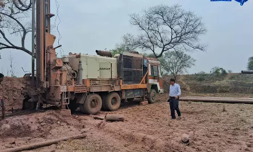 रायपुर में 15 जुलाई तक बोर खनन पर रोक, बिना अनुमति कार्रवाई तय रायपुर में 15 जुलाई तक बोर खनन पर रोक, बिना अनुमति कार्रवाई तय