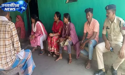 बाल विवाह पर समय रहते प्रशासन ने की कार्यवाही, टीम ने रुकवाया विवाह बाल विवाह पर समय रहते प्रशासन ने की कार्यवाही, टीम ने रुकवाया विवाह
