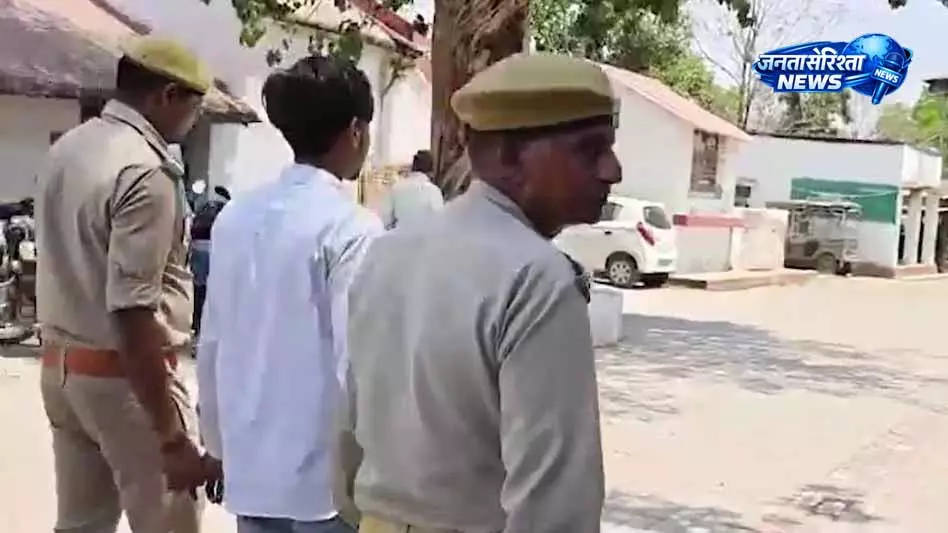 युवती को देह व्यापार में धकेल रहा था प्रेमी, आरोप पर गिरफ्तारी युवती को देह व्यापार में धकेल रहा था प्रेमी, आरोप पर गिरफ्तारी