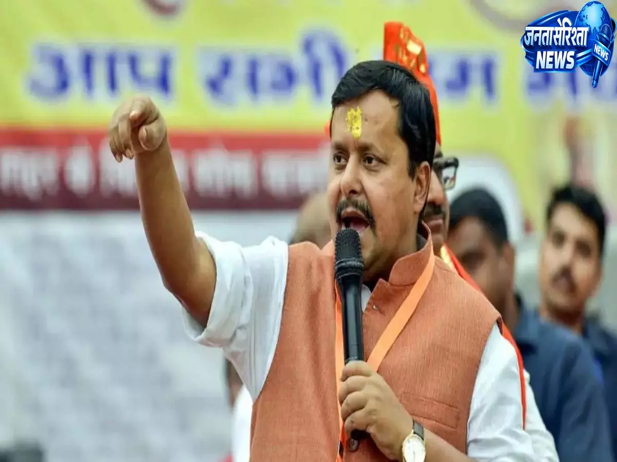 बीजेपी नेता नितिन नवीन ने Mamata Banerjee पर साधा निशाना, TMC पर लगाए गंभीर आरोप बीजेपी नेता नितिन नवीन ने Mamata Banerjee पर साधा निशाना, TMC पर लगाए गंभीर आरोप
