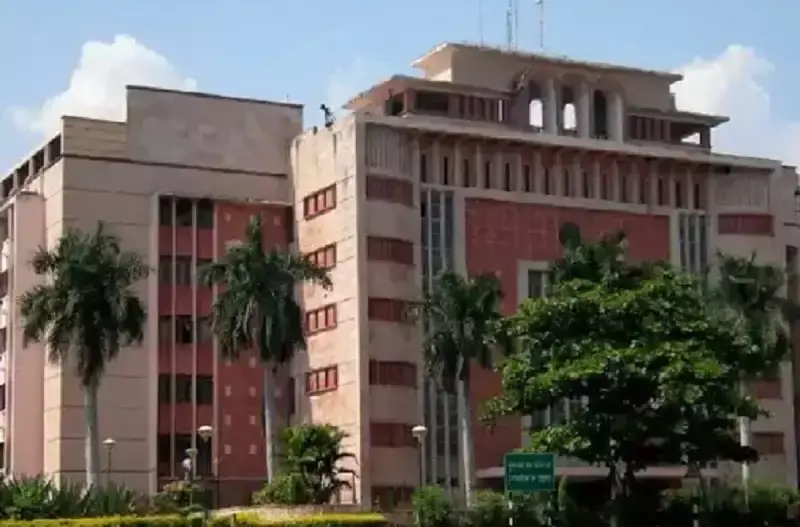 Bhopal: जनजातीय क्षेत्रों में तैनात किए गए नए IAS अधिकारी Bhopal: जनजातीय क्षेत्रों में तैनात किए गए नए IAS अधिकारी