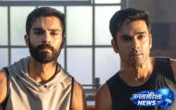 Kunal Thakur ने ग्लोरी बीटीएस फोटोज में रफ एंड टफ बॉक्सर अवतार से फैंस को चौंका दिया Kunal Thakur ने ग्लोरी बीटीएस फोटोज में रफ एंड टफ बॉक्सर अवतार से फैंस को चौंका दिया