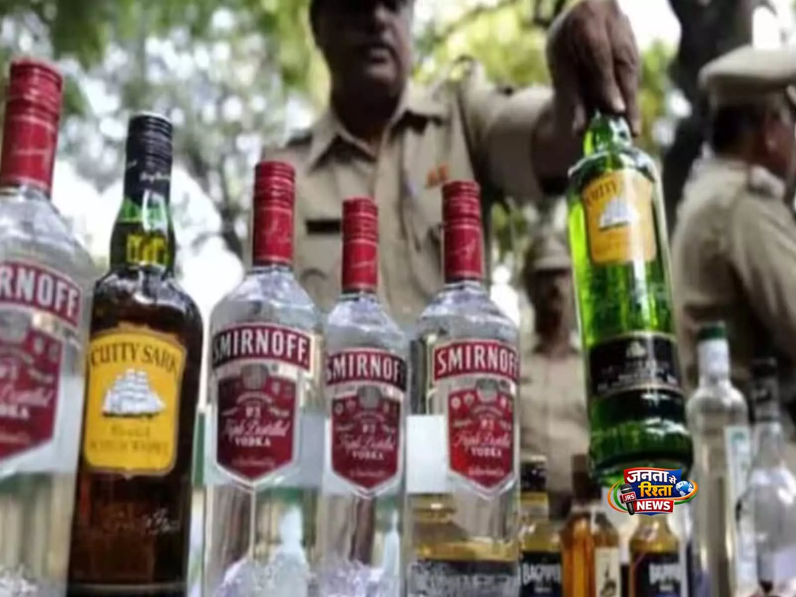 शराब तस्करी की जांच में ED ने अरुणाचल प्रदेश में नौ ठिकानों पर छापा मारा शराब तस्करी की जांच में ED ने अरुणाचल प्रदेश में नौ ठिकानों पर छापा मारा