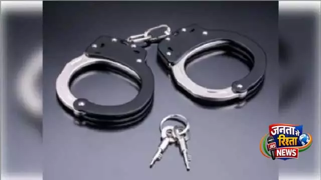 Bhubaneswar में घर में डकैती के मामले में एक ट्रांसजेंडर गिरफ्तार Bhubaneswar में घर में डकैती के मामले में एक ट्रांसजेंडर गिरफ्तार