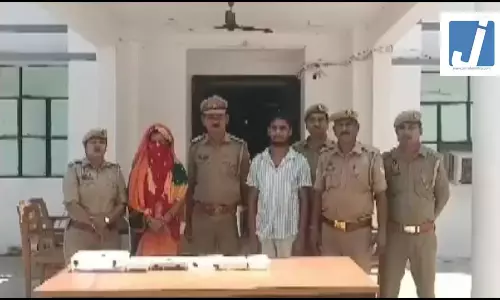 विश्वास का कत्ल! मकान मालिक की तिजोरी से पार किए 26 लाख की ज्वेलरी, उसी पैसे से खरीद डाला प्लॉट विश्वास का कत्ल! मकान मालिक की तिजोरी से पार किए 26 लाख की ज्वेलरी, उसी पैसे से खरीद डाला प्लॉट