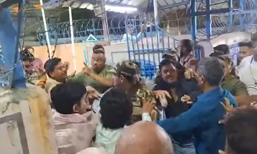 पश्चिम बंगाल के जगतदल में बवाल, तृणमूल और भाजपा कार्यकर्ता भिड़े, सीएपीएफ जवान समेत कई घायल