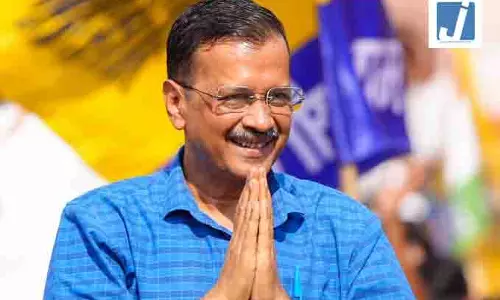 अरविंद केजरीवाल को बड़ा झटका: AAP के 7 सांसदों के विलय को मंजूरी, बीजेपी के हुए सभी MP अरविंद केजरीवाल को बड़ा झटका: AAP के 7 सांसदों के विलय को मंजूरी, बीजेपी के हुए सभी MP