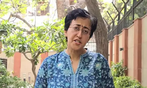 केजरीवाल के समर्थन में उतरीं आतिशी, बोलीं-जब न्याय की उम्मीद टूट जाए तो सत्याग्रह ही एकमात्र रास्ता केजरीवाल के समर्थन में उतरीं आतिशी, बोलीं-जब न्याय की उम्मीद टूट जाए तो सत्याग्रह ही एकमात्र रास्ता