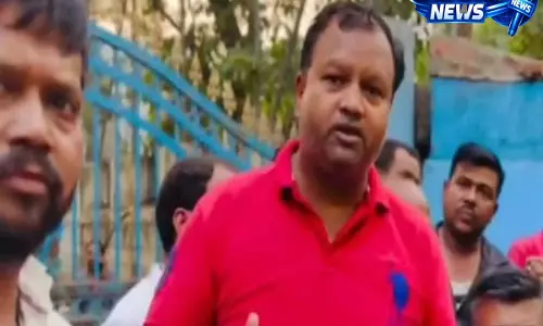 Hyderabad: गिराए जाने की कार्रवाई पर स्थानीयों ने राजा सिंह को घेरा Hyderabad: गिराए जाने की कार्रवाई पर स्थानीयों ने राजा सिंह को घेरा