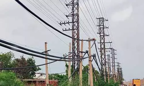 Punjab में बिजली की मांग बढ़ने से कटौती की समस्या Punjab में बिजली की मांग बढ़ने से कटौती की समस्या