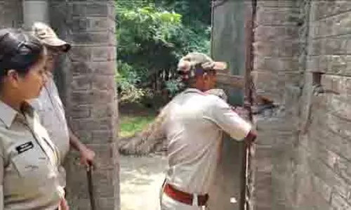 बिहार में अब अपराधियों के घरों पर चलेगा बुलडोजर, मोतिहारी पुलिस ने शुरू की तैयारी