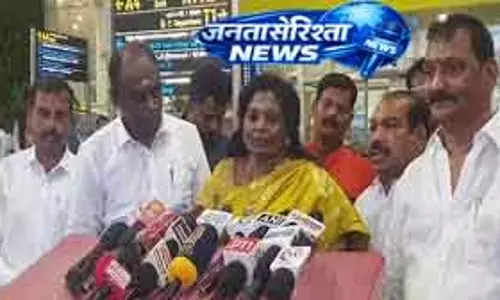 Tamilisai ने सीएम की चुनाव के बाद छुट्टी की आलोचना की Tamilisai ने सीएम की चुनाव के बाद छुट्टी की आलोचना की