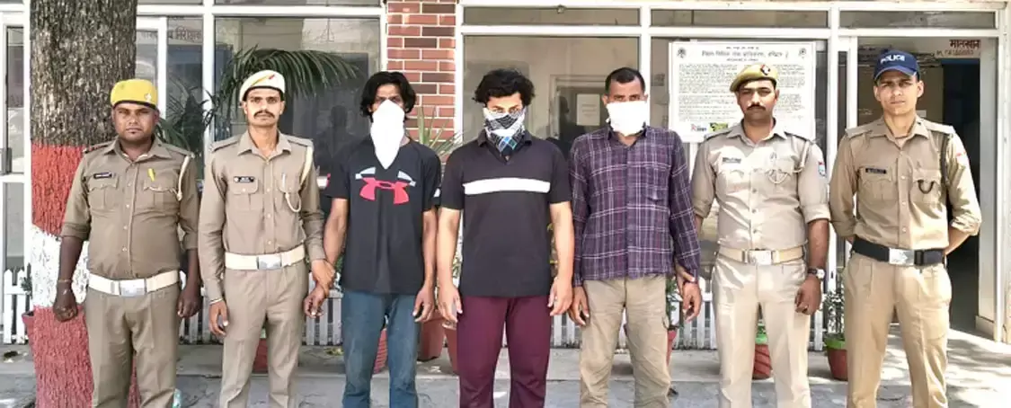 Haridwar: गोकशी गैंग पर बड़ी कार्रवाई, तीन आरोपी गिरफ्तार Haridwar: गोकशी गैंग पर बड़ी कार्रवाई, तीन आरोपी गिरफ्तार