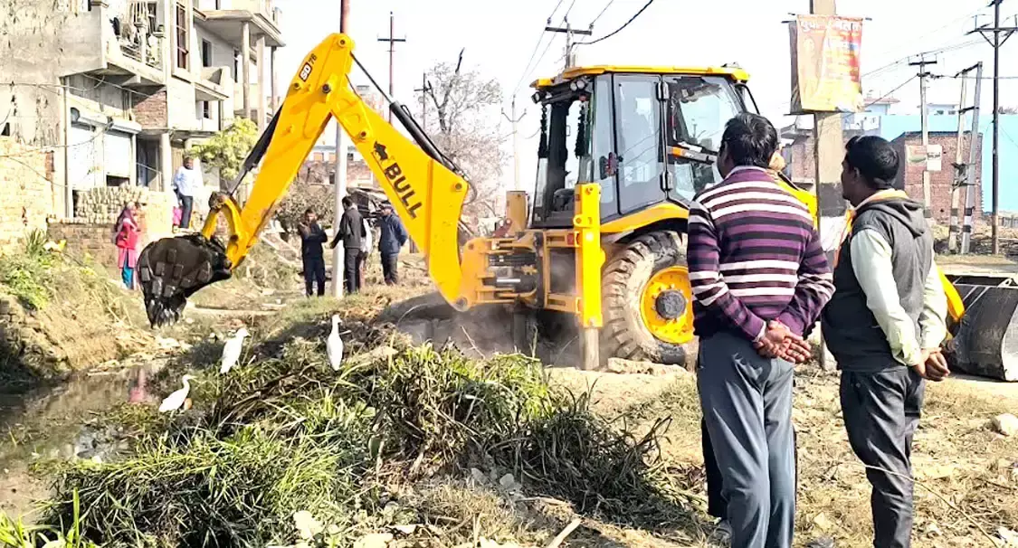 Haridwar: निजी काम का बहाना, लाखों की धोखाधड़ी