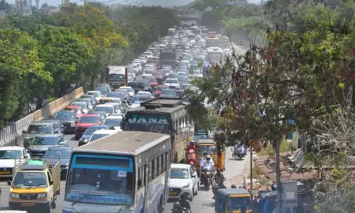Chennai चुनाव के बाद भीड़ के कारण GST रोड पर भारी ट्रैफिक