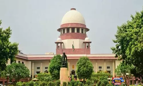 महिला वकील पर कथित हमले को लेकर SC ने स्वत: संज्ञान लेते हुए केस दर्ज किया, जांच के आदेश दिए महिला वकील पर कथित हमले को लेकर SC ने स्वत: संज्ञान लेते हुए केस दर्ज किया, जांच के आदेश दिए