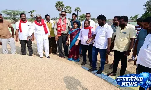 CPM नेता ने नलगोंडा में चावल की सही तौल और समय पर एक्सपोर्ट की मांग की