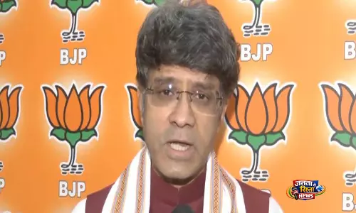 BJP के CR केसवन ने विजय वडेट्टीवार के US जैसे गुस्से वाले बयान की आलोचना की