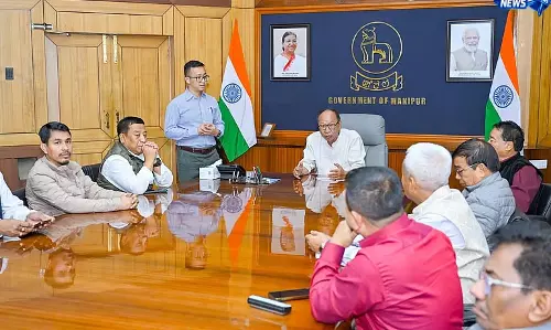 Manipur के मुख्यमंत्री ने NDA विधायकों की बैठक की अध्यक्षता की, शांति के लिए समन्वित कार्रवाई पर ज़ोर दिया Manipur के मुख्यमंत्री ने NDA विधायकों की बैठक की अध्यक्षता की, शांति के लिए समन्वित कार्रवाई पर ज़ोर दिया