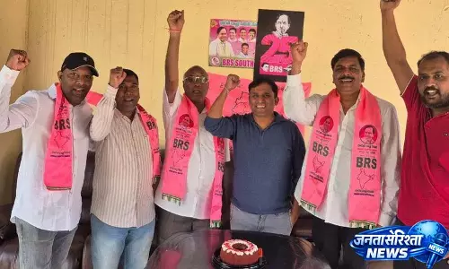 जोहान्सबर्ग में BRS का स्थापना दिवस मनाया गया जोहान्सबर्ग में BRS का स्थापना दिवस मनाया गया