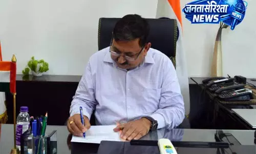 Jammu: स्थानीय अधिकारियों से विभागीय प्रदर्शन पर चर्चा Jammu: स्थानीय अधिकारियों से विभागीय प्रदर्शन पर चर्चा
