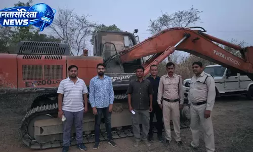 अवैध खनिज उत्खनन पर पोकलेन मशीन जप्त, संयुक्त दल की कार्रवाई अवैध खनिज उत्खनन पर पोकलेन मशीन जप्त, संयुक्त दल की कार्रवाई