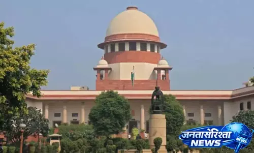 SC ने 15 साल की लड़की को गर्भपात की इजाज़त दी, प्रजनन अधिकारों को बरकरार रखा SC ने 15 साल की लड़की को गर्भपात की इजाज़त दी, प्रजनन अधिकारों को बरकरार रखा