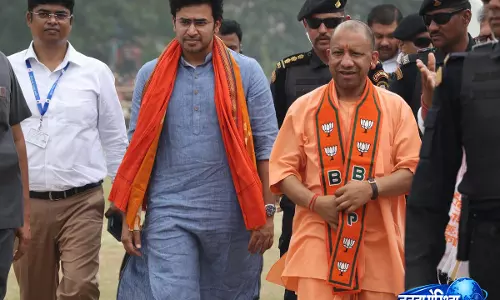 चुनाव प्रचार के अंतिम दिन तेजस्वी सूर्या ने लिया CM योगी का इंटरव्यू चुनाव प्रचार के अंतिम दिन तेजस्वी सूर्या ने लिया CM योगी का इंटरव्यू