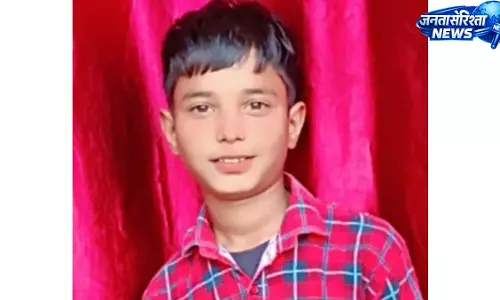 Moga: स्कूल के बाहर कार-ट्रक एक्सीडेंट में छठी क्लास के बच्चे की मौत Moga: स्कूल के बाहर कार-ट्रक एक्सीडेंट में छठी क्लास के बच्चे की मौत