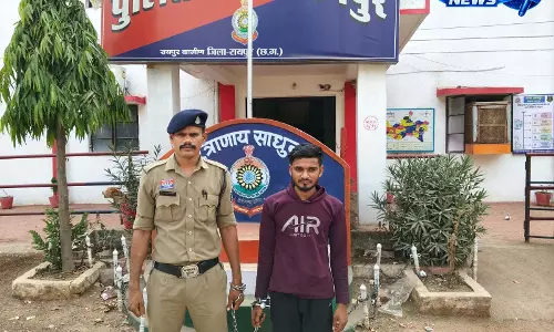 Raipur Breaking: खोलागांव में 4 साल की मासूम से रेप, आरोपी गिरफ्तार
