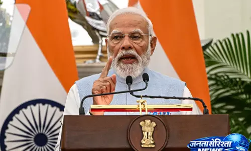 काशी दौरे पर PM Narendra Modi, 50 हजार महिलाओं को करेंगे संबोधित काशी दौरे पर PM Narendra Modi, 50 हजार महिलाओं को करेंगे संबोधित