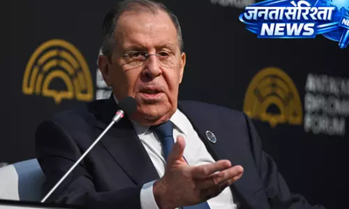 यूरोपीय संघ के सदस्यों की रूस में प्रवेश रोक सूची का विस्तार, ईयू के नए प्रतिबंधों के जवाब उठाया कदम यूरोपीय संघ के सदस्यों की रूस में प्रवेश रोक सूची का विस्तार, ईयू के नए प्रतिबंधों के जवाब उठाया कदम