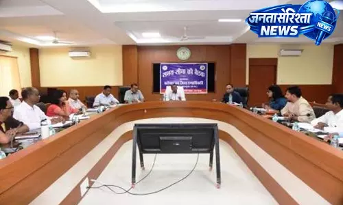 सुशासन तिहार अंतर्गत प्राप्त हो रहे आवेदनों का गुणवत्तापूर्ण निराकरण करें: कलेक्टर