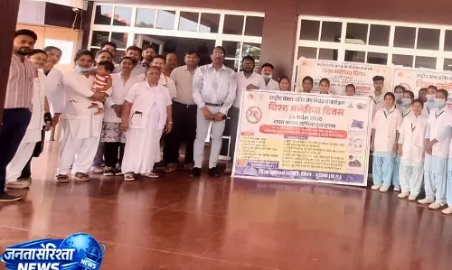 मलेरिया के खिलाफ एकजुट हुए ग्रामीण: पारंपरिक चिकित्सकों ने थामी जागरूकता की कमान