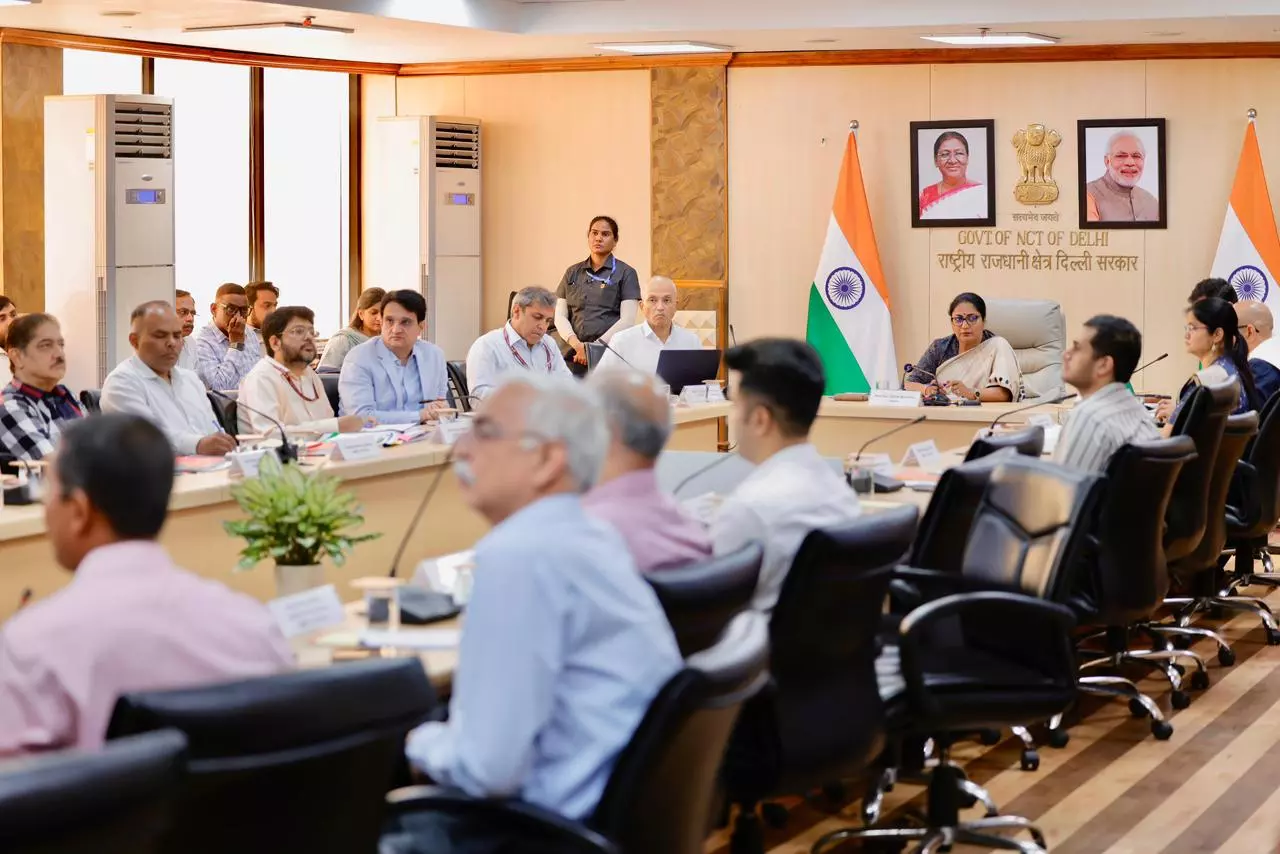 New Delhi: हीट वेव से राहत के लिए सरकार का बड़ा कदम New Delhi: हीट वेव से राहत के लिए सरकार का बड़ा कदम