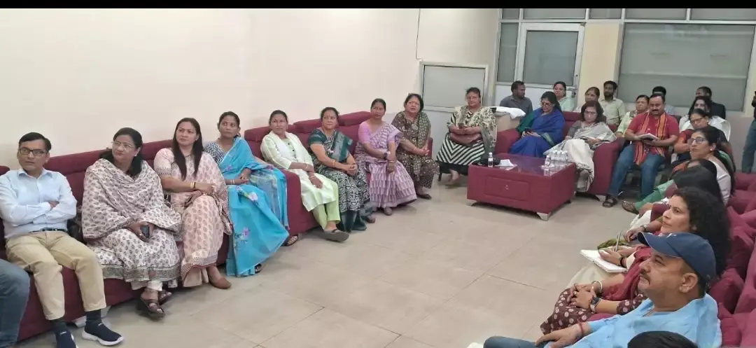 Dehradun: जनगणना को लेकर शत-प्रतिशत भागीदारी पर जोर Dehradun: जनगणना को लेकर शत-प्रतिशत भागीदारी पर जोर