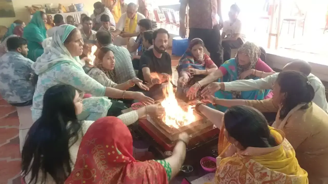 Jaipur: गोविंद देवजी मंदिर में गौ संरक्षण का संकल्प Jaipur: गोविंद देवजी मंदिर में गौ संरक्षण का संकल्प