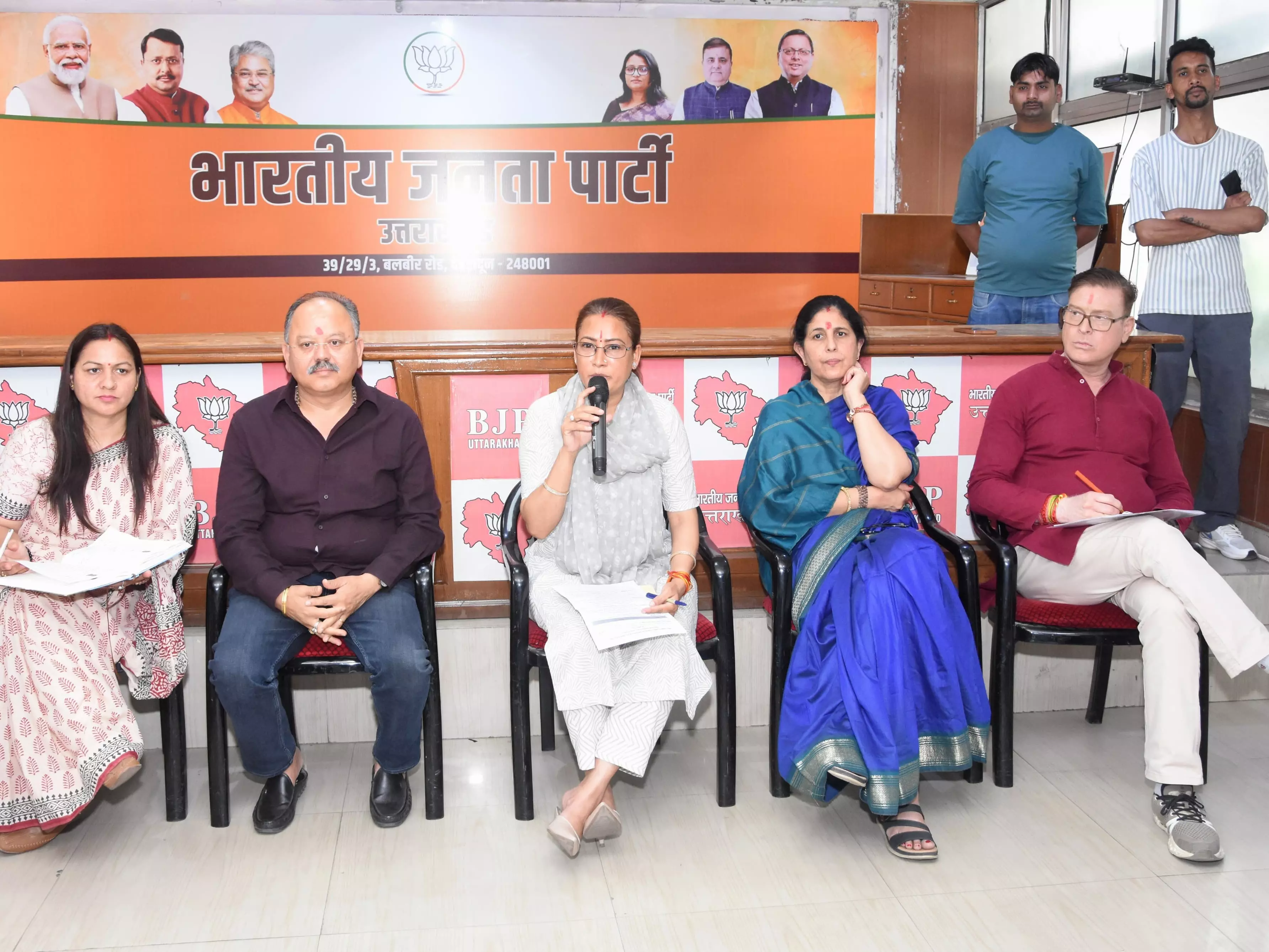 Dehradun: देहरादून में मशाल रैली की तैयारी तेज Dehradun: देहरादून में मशाल रैली की तैयारी तेज
