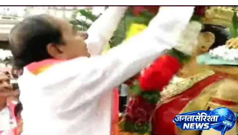 BRS ने तेलंगाना भवन में भव्य समारोह के साथ 26वां स्थापना दिवस मनाया BRS ने तेलंगाना भवन में भव्य समारोह के साथ 26वां स्थापना दिवस मनाया