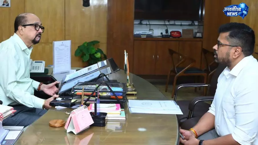 राज्यपाल डेका ने कारखानों में दुर्घटनाओं को रोकने के लिए सुरक्षा व्यवस्था मजबूत करने के दिए निर्देश राज्यपाल डेका ने कारखानों में दुर्घटनाओं को रोकने के लिए सुरक्षा व्यवस्था मजबूत करने के दिए निर्देश
